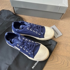 Balenciaga Low Shoes